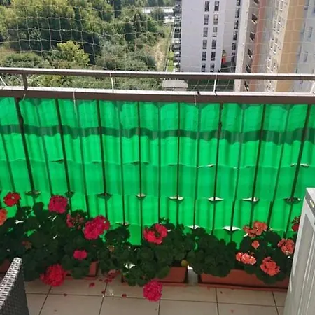 Private In Shared Apartament Séjour chez l'habitant *